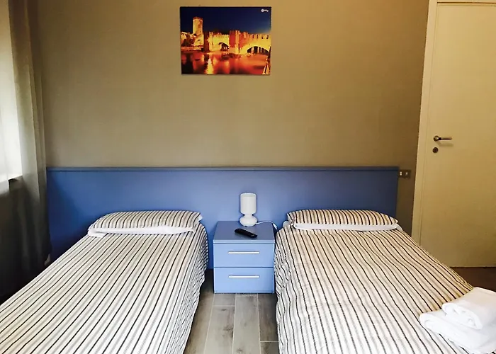 Pensión Simoni 10 3*