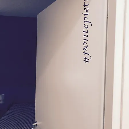 Simoni 10 3* Βερόνα