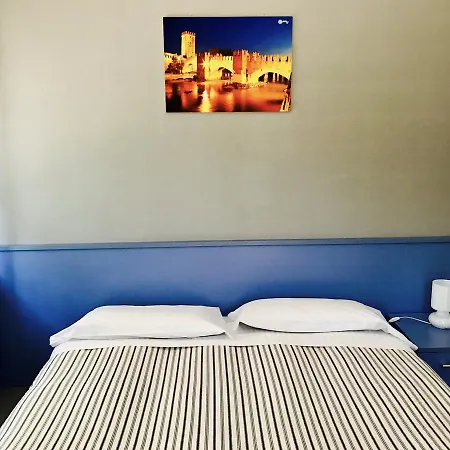 Πανσιόν Simoni 10 3*